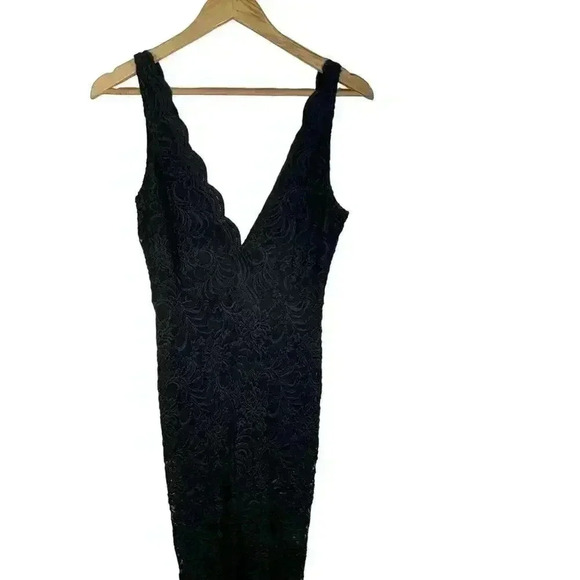 Bebe LACE V-Neck JUMPSUIT BLACK SIZE XS - Picture 14 of 16